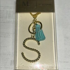 ME Makeover Essentials Gold and Teal Key Holder
